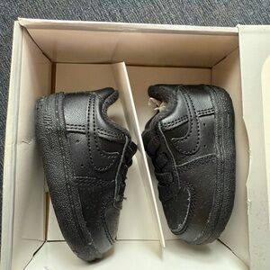Nike Kids Black Sneakers